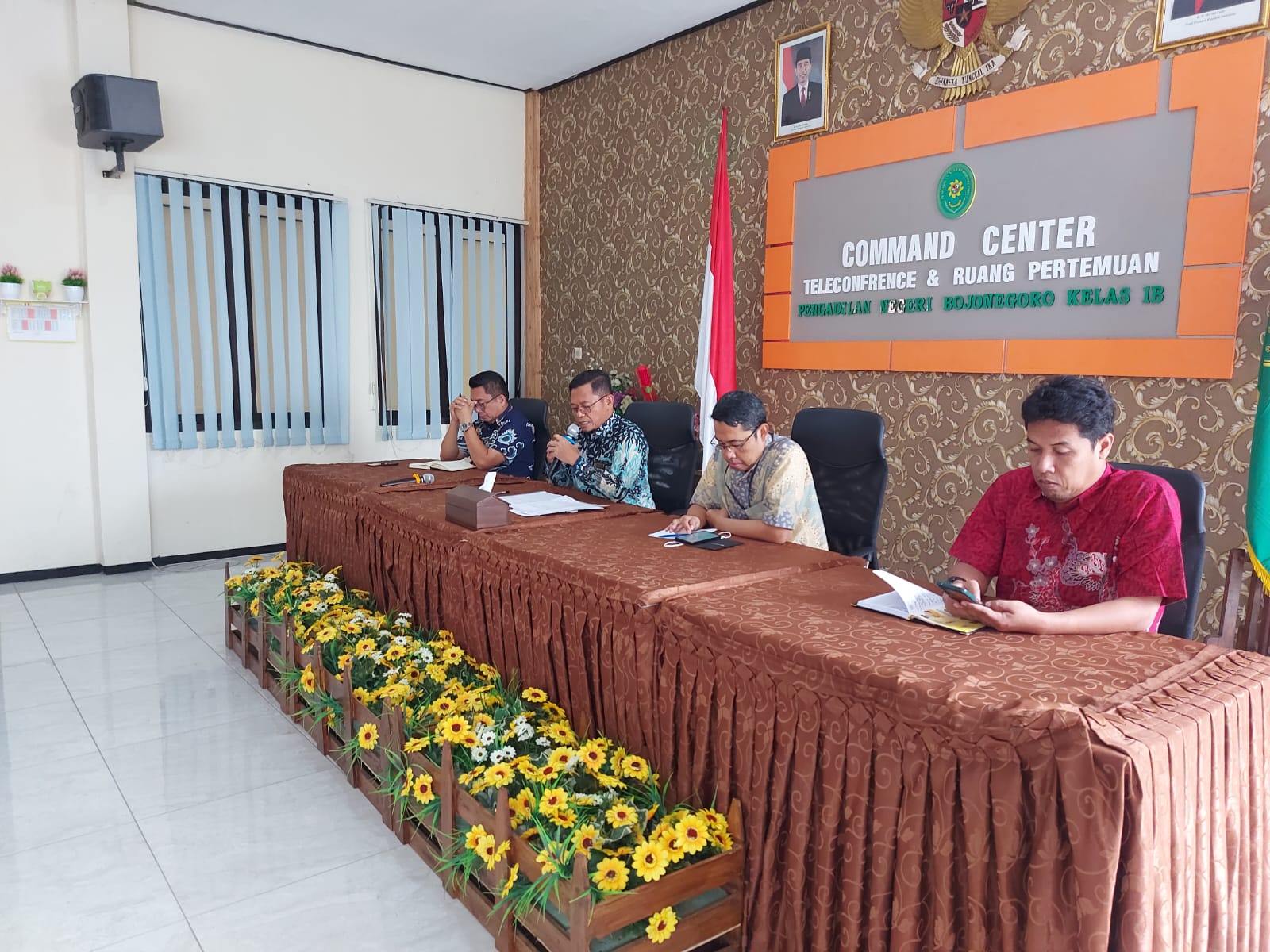 rapat pimpinan